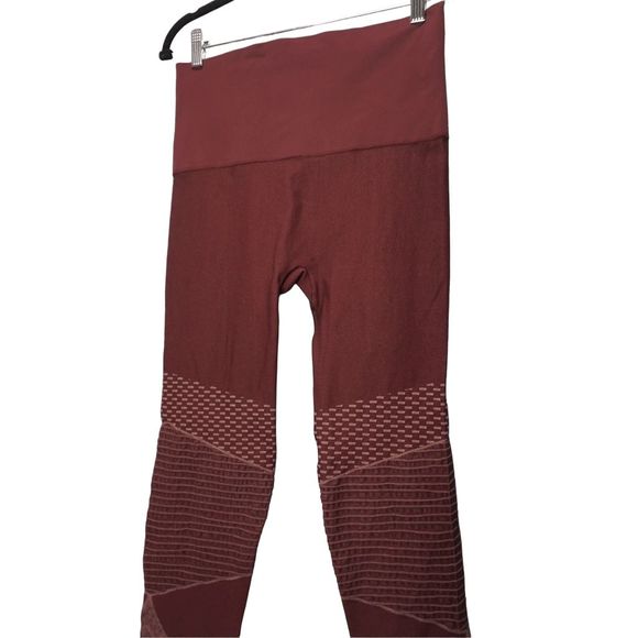 SPANX Look At Me Now Seamless Moto Leggings In Wine - Size XL - Picture 2 of 4